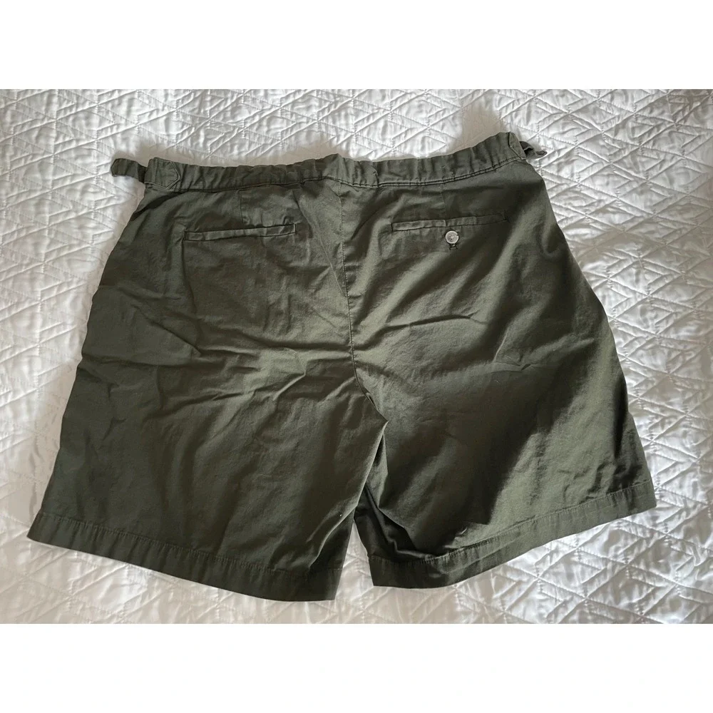 Banana Republic 8.5
